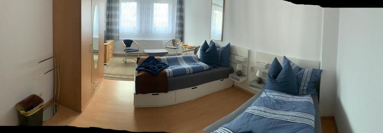 Monteurs Zimmer Noack Borssum Exteriör bild